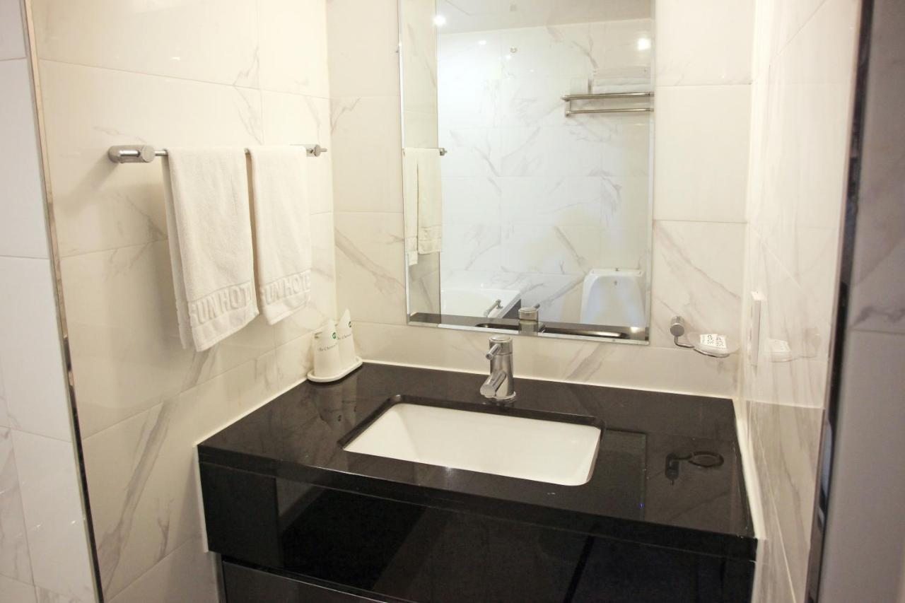 Hotel Ramada By Wyndham Suanbo à Chungju Extérieur photo